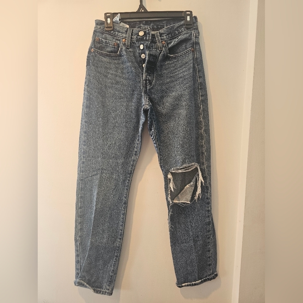 Levi’s 501 50th Anniversary Distressed Straight Leg Jeans W26